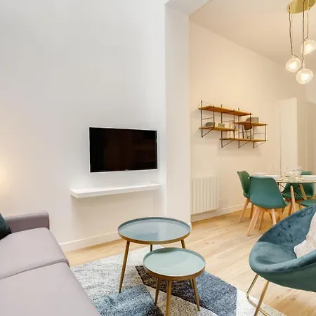 Cosy Near The Invalides Apartment *
